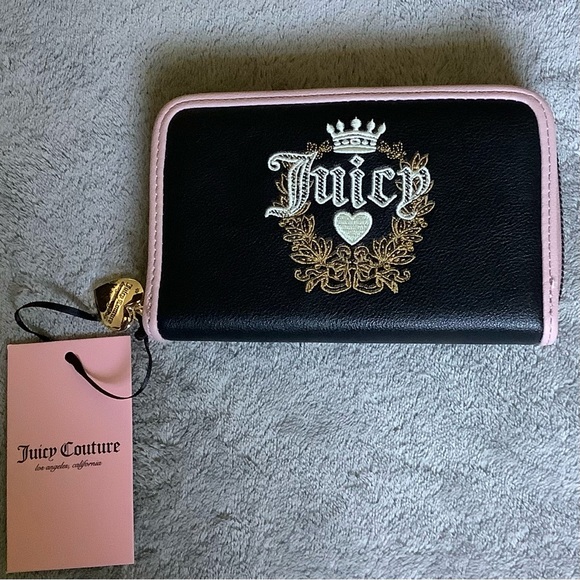 Juicy Couture Handbags - 💜Juicy Couture Logo Zip Around Bifold Wallet. NWT!